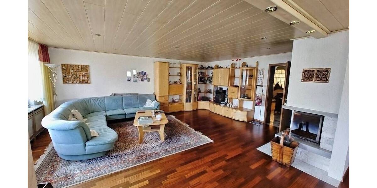 Doppelhaushälfte Neuenbürg - 7 Zimmer, 184 m&sup2;, 499.000&euro; | Angebot:25665809