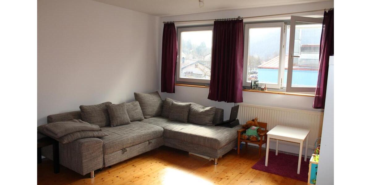 Terrassenwohnung Bad Wildbad - 4.5 Zimmer, 100 m&sup2;, 900&euro; | Angebot:26674893