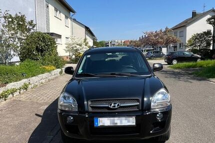 Hyundai TUCSON 145.000 km 2.500 &euro; Karlsruhe 76189