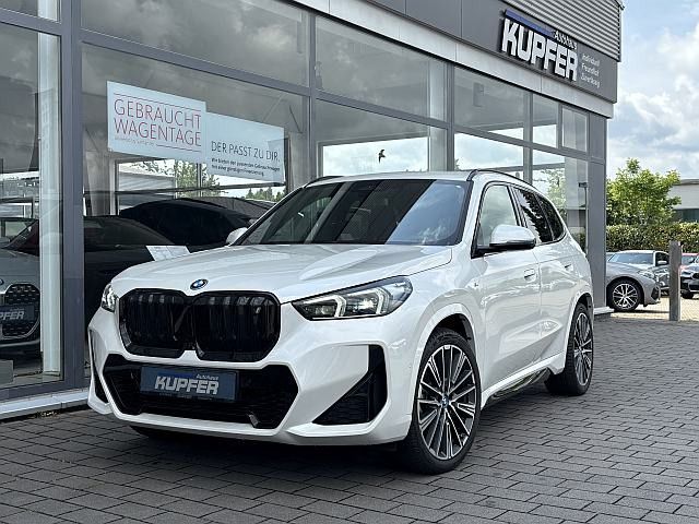 iX1