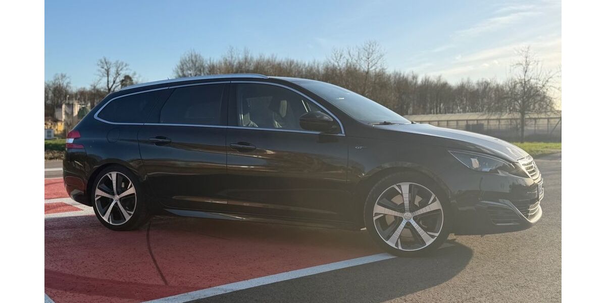 Peugeot 308 207.000 km 9.100 &euro; Karlsruhe 76133