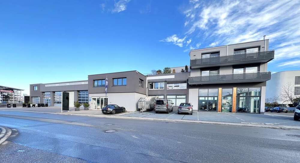 Halle in Rutesheim 4.700.000 € 3347 m²