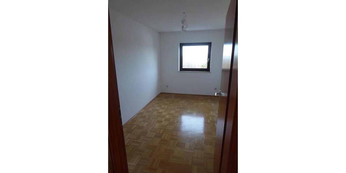 Etagenwohnung Pforzheim Büchenbronn - 3.5 Zimmer, 90 m&sup2;, 850&euro; | Angebot:26148198