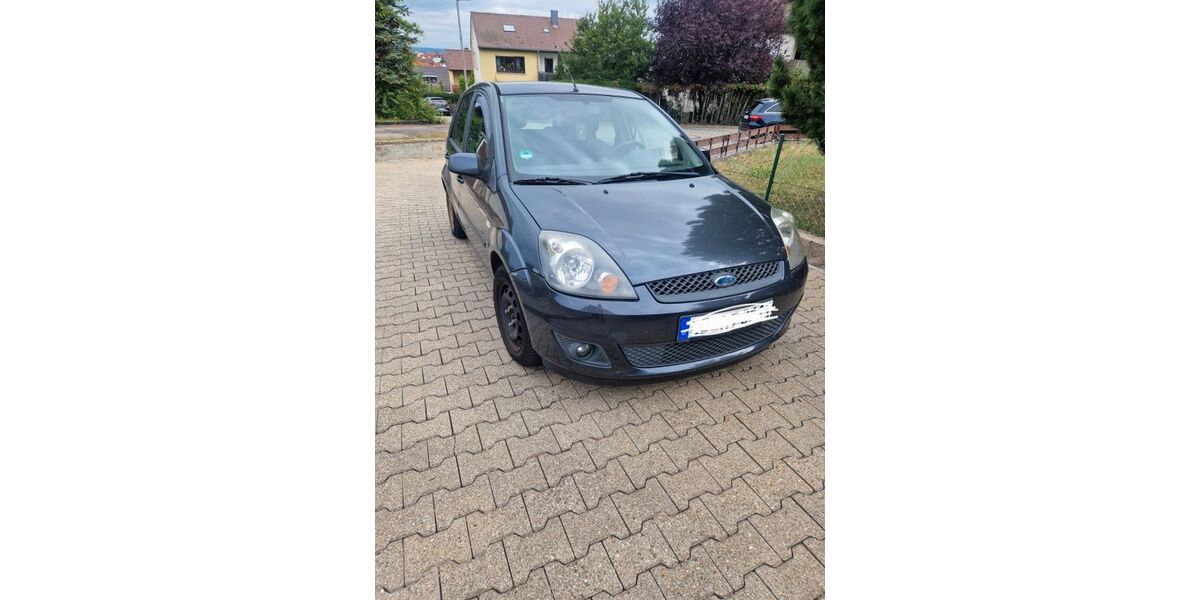 Ford Fiesta 170.000 km 695 &euro; Eberdingen 71735