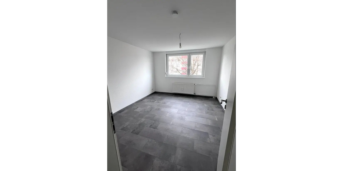 Etagenwohnung Pforzheim Eutingen - 2.5 Zimmer, 65 m&sup2;, 735&euro; | Angebot:25794069