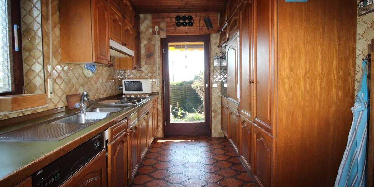 Einfamilienhaus Mühlacker - 7 Zimmer, 210 m&sup2;, 499.000&euro; | Angebot:25749256