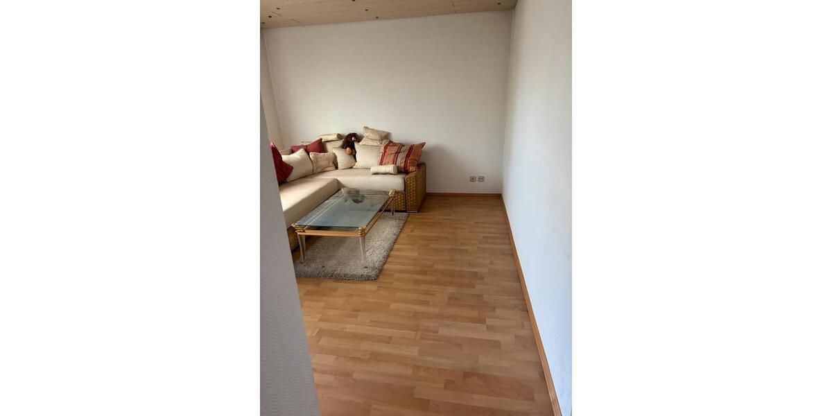 Etagenwohnung Karlsruhe Beiertheim-Bulach - 3 Zimmer, 96 m&sup2;, 1.200&euro; | Angebot:26464815