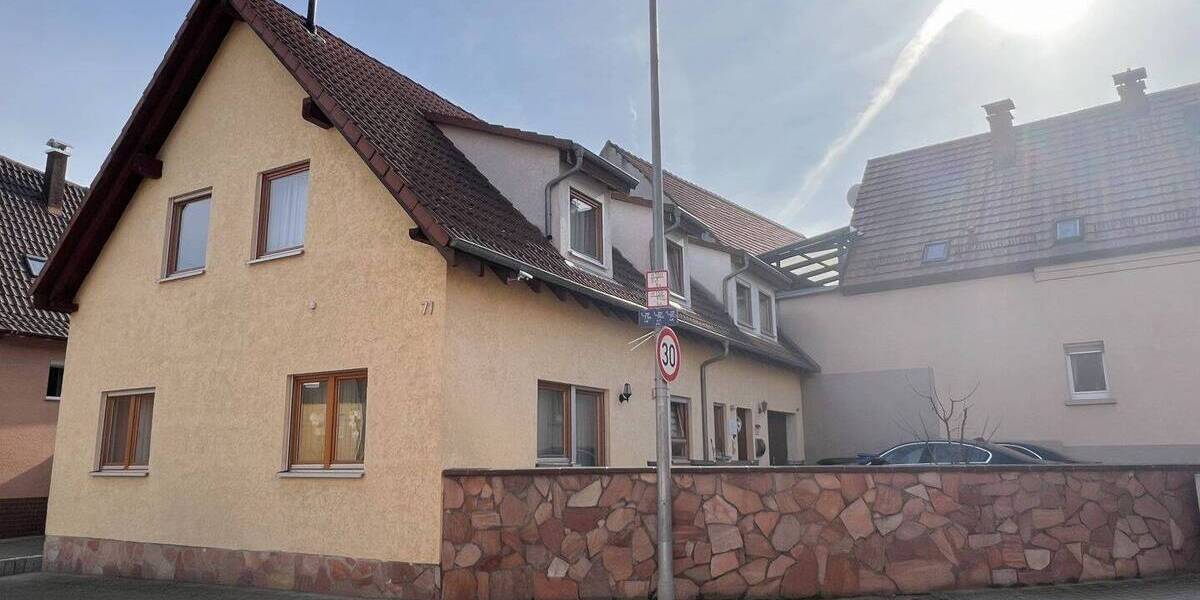 Einfamilienhaus Bruchsal Helmsheim - 7 Zimmer, 153 m&sup2;, 599.000&euro; | Angebot:25745787