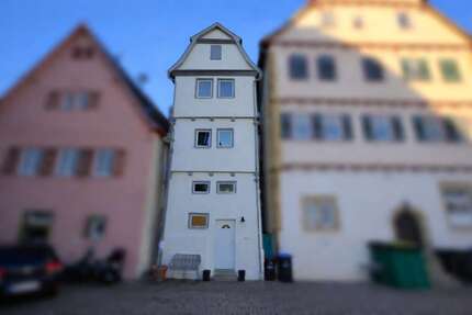 Haus zum Kaufen in Leonberg 550.000 € 108.58 m² 5 zimmer