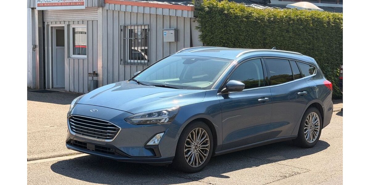 Ford Focus 167.000 km 8.990 &euro; Birkenfeld bei Pforzheim 75217
