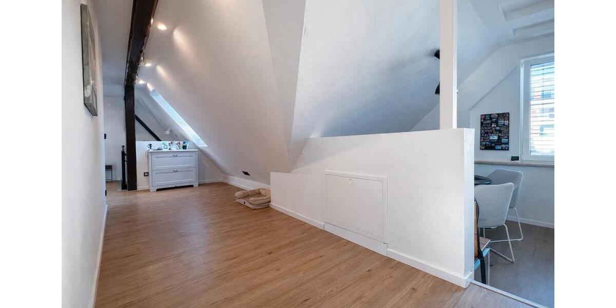 Etagenwohnung Gerlingen - 4 Zimmer, 115 m&sup2;, 1.850&euro; | Angebot:26398173