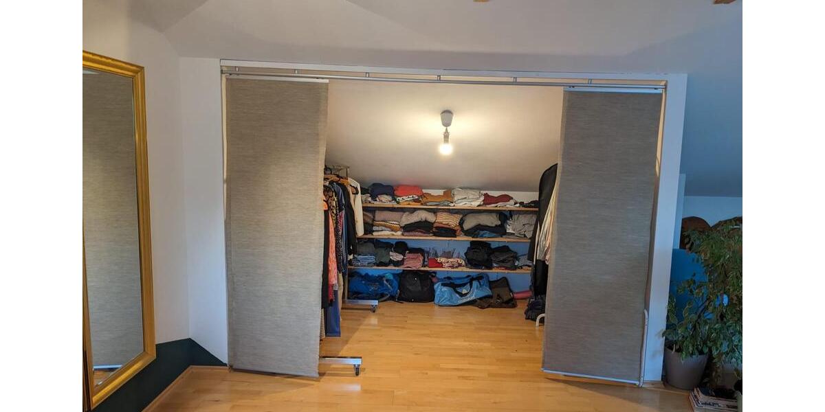 Dachgeschoßwohnung Pforzheim Weststadt - 3.5 Zimmer, 113 m&sup2;, 275.000&euro; | Angebot:25821956