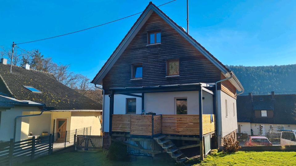 Einfamilienhaus Bad Wildbad - 10 Zimmer, 140 m&sup2;, 560.000&euro; | Angebot:25205801
