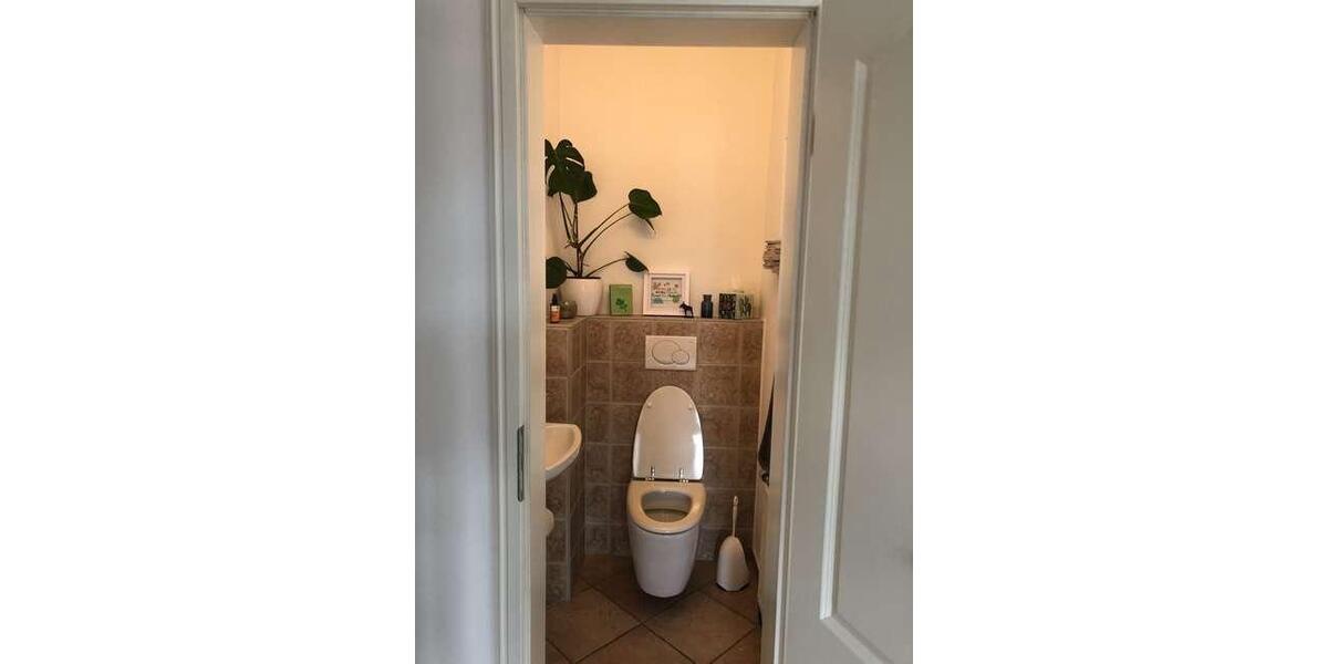 4-Zimmer Eigentumswohnung sowie 1-Zimmer Dachgeschosswohnung 5 zimmer