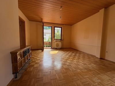 FAMILIENTRAUM IN BAD WILDBAD - MIT POTENTIAL - Einfamilienhaus Bad Wildbad im Schwarzwald | Angebot:27093420