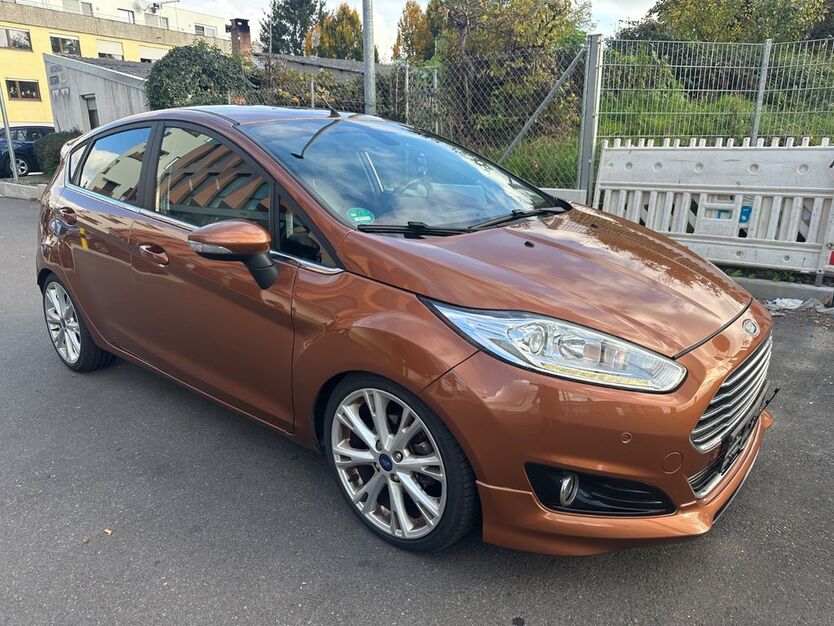 Ford Fiesta 87.000 km 6.999 € Ditzingen 71254