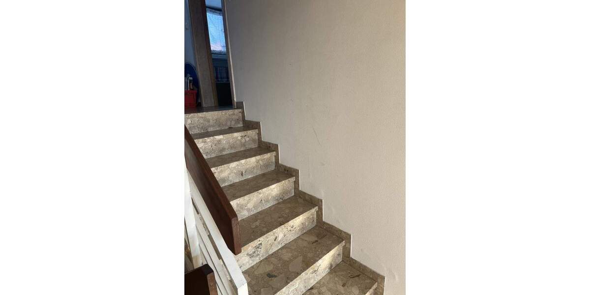 Reihenendhaus Leonberg Gebersheim - 4 Zimmer, 141 m&sup2;, 420.000&euro; | Angebot:25399144