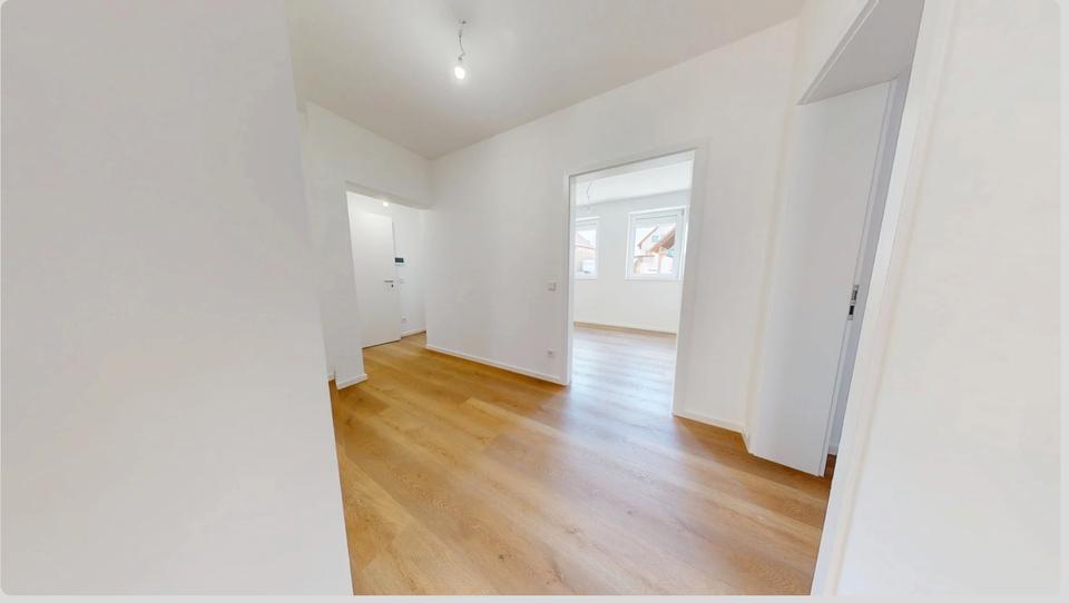 Erdgeschoßwohnung Sternenfels - 3 Zimmer, 83 m&sup2;, 890&euro; | Angebot:26384352