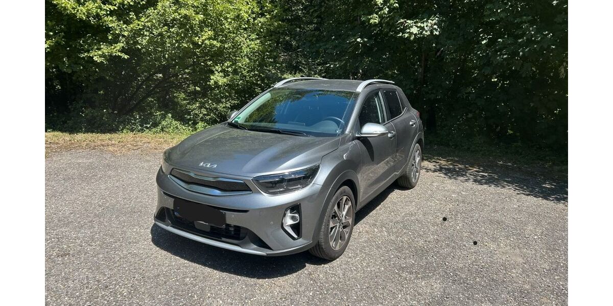 Kia Stonic 7.500 km 23.400 &euro; Gaggenau 76571