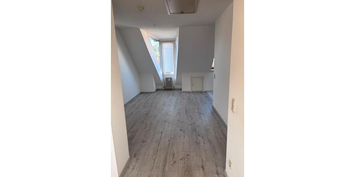 Dachgeschoßwohnung Pforzheim Büchenbronn - 2 Zimmer, 58 m&sup2;, 890&euro; | Angebot:26672442