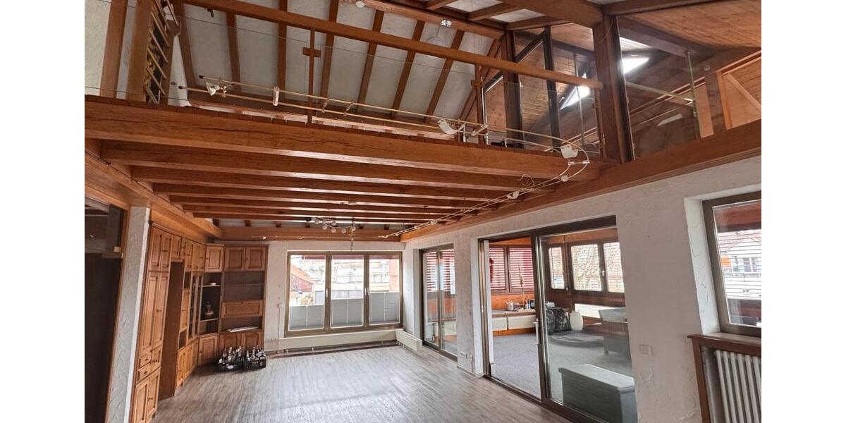 Maisonettenwohnung Waldbronn - 8 Zimmer, 273 m&sup2;, 1.500&euro; | Angebot:26505604