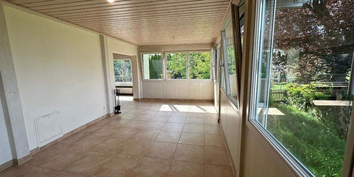 Mehrfamilienhaus, Wohnhaus Althengstett - 5 Zimmer, 199 m&sup2;, 2.500&euro; | Angebot:25821147