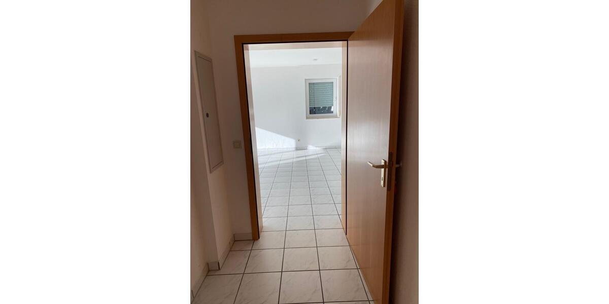 Etagenwohnung Remchingen - 2 Zimmer, 65 m&sup2;, 825&euro; | Angebot:25107430