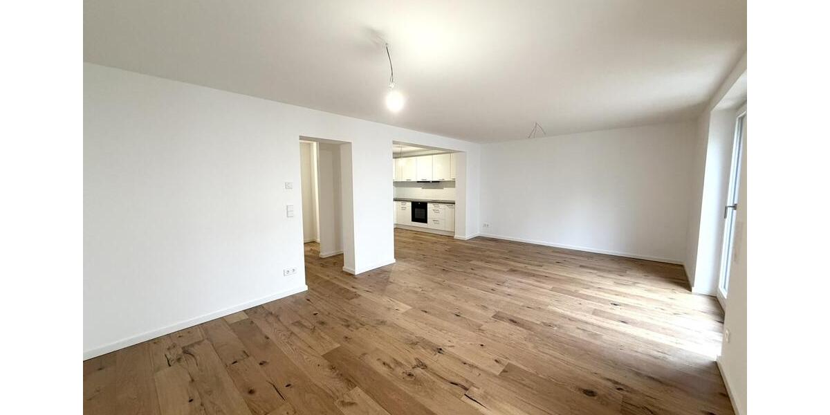 Erdgeschoßwohnung Sindelfingen - 2 Zimmer, 73 m&sup2;, 1.080&euro; | Angebot:26532468