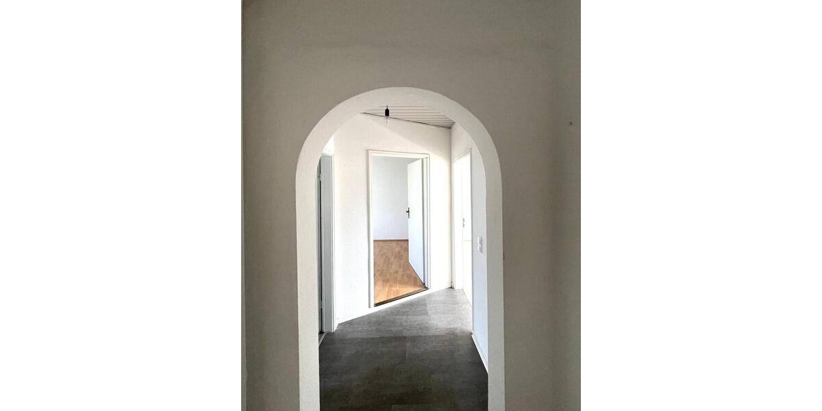 Etagenwohnung Pforzheim Brötzingen - 3.5 Zimmer, 89 m&sup2;, 920&euro; | Angebot:26563727