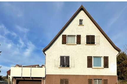 Haus zum Kaufen in Niefern-Öschelbronn 369.000 € 159 m² 6 zimmer