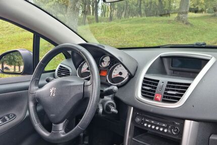 Peugeot 207 219.000 km 1.390 &euro; Magstadt (in der Nähe von Stuttgart) 71106