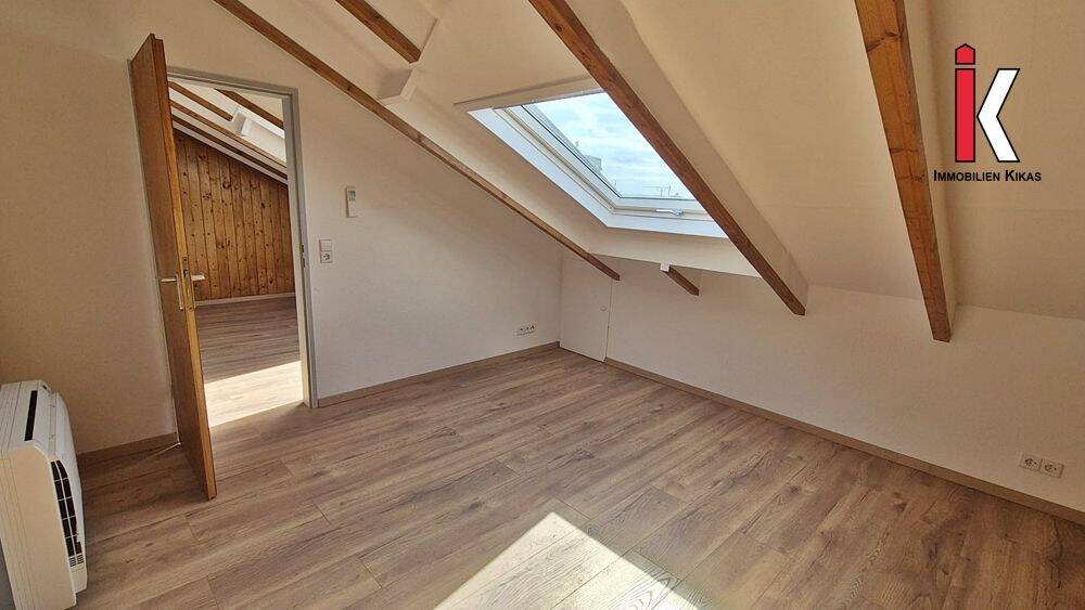 Etagenwohnung Sindelfingen Mitte - 2 Zimmer, 60 m&sup2;, 900&euro; | Angebot:26916576
