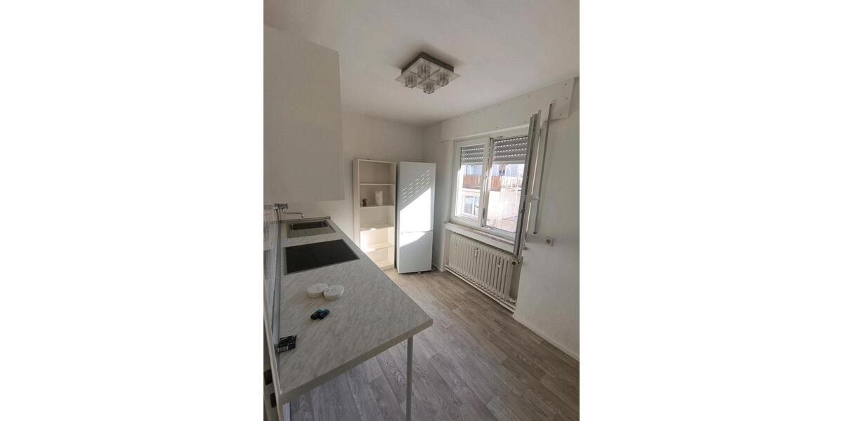 Etagenwohnung Karlsruhe Innenstadt-Ost - 1 Zimmer, 30 m&sup2;, 700&euro; | Angebot:25369094