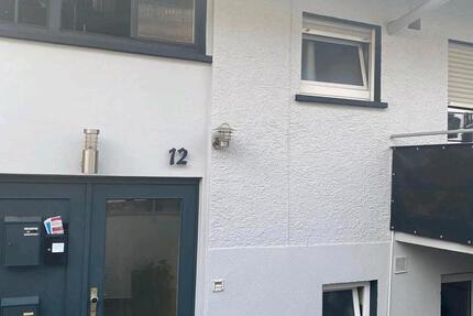 Haus Ispringen - 5 Zimmer, 235 m&sup2;, 470.000&euro; | Angebot:26071652