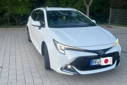 Toyota Corolla 32.000 km 26.700 &euro; Pforzheim 75181
