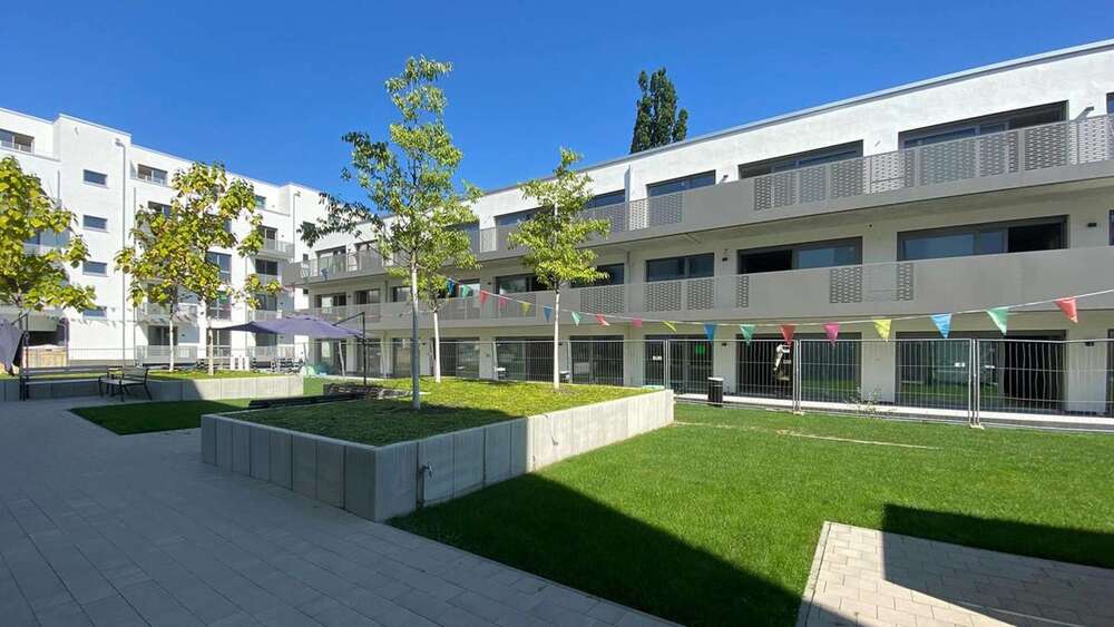 Etagenwohnung Karlsruhe Mühlburg - 2 Zimmer, 77 m&sup2;, 1.395&euro; | Angebot:25541411