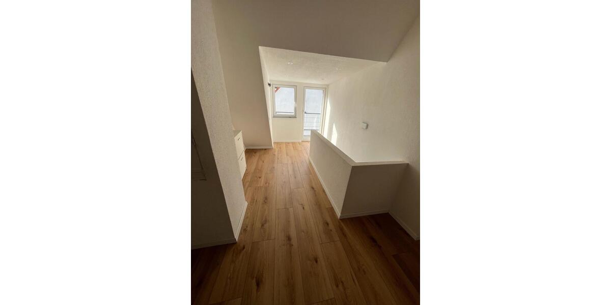 Dachgeschoßwohnung Magstadt - 1 Zimmer, 40 m&sup2;, 600&euro; | Angebot:26654947