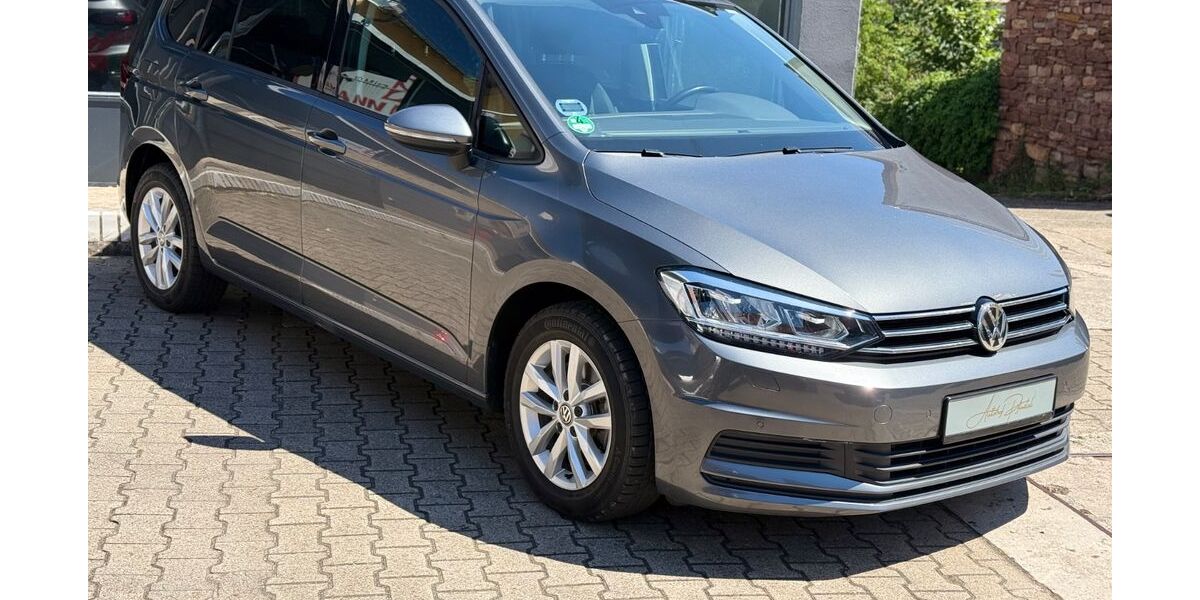 VW Touran 99.980 km 18.399 &euro; Pfinztal 76327