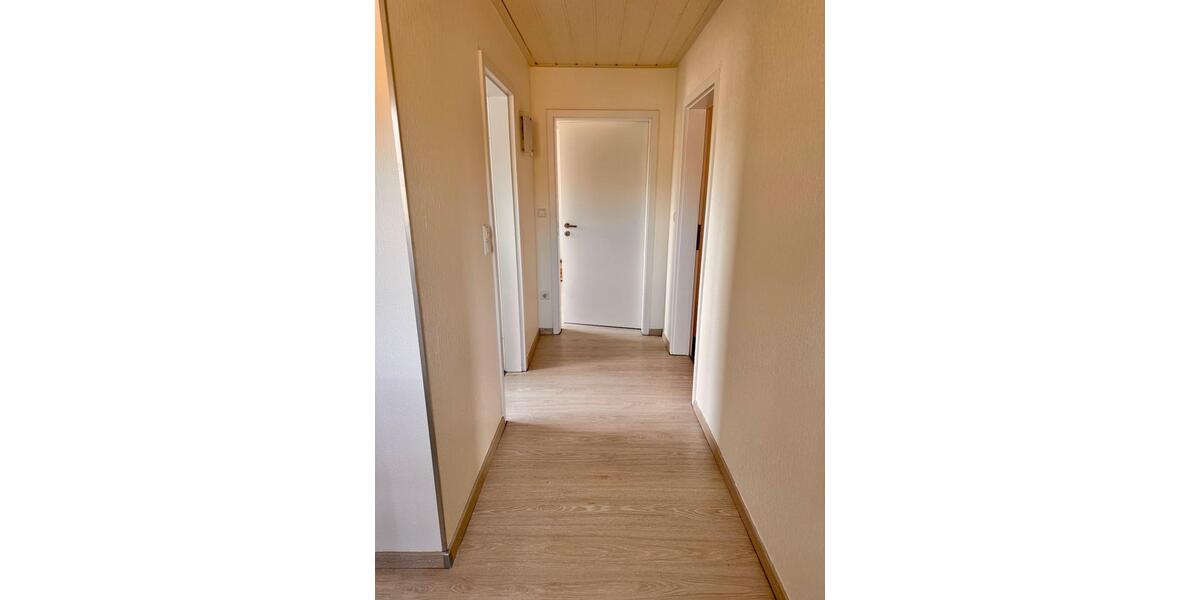 Einfamilienhaus Sulzfeld - 5 Zimmer, 172 m&sup2;, 1.600&euro; | Angebot:26613717