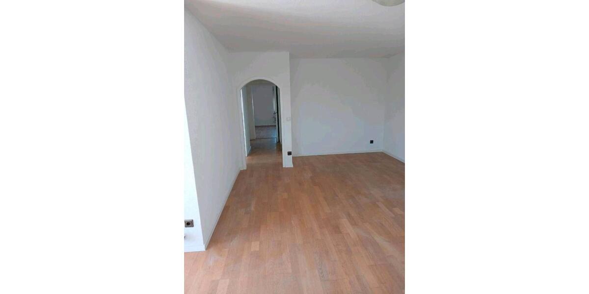Etagenwohnung Pforzheim Nordstadt - 2 Zimmer, 74 m&sup2;, 700&euro; | Angebot:26059742