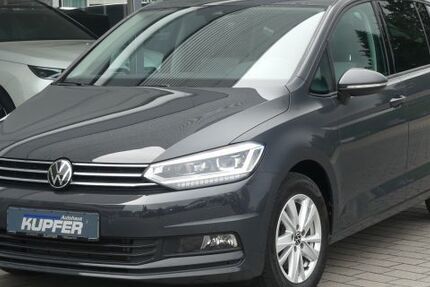 VW Touran 28.580 km 32.400 &euro; Vaihingen / Enz 71665