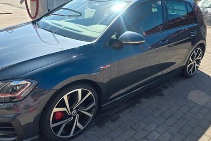 VW Golf 75.953 km 22.990 &euro; Calw 75365