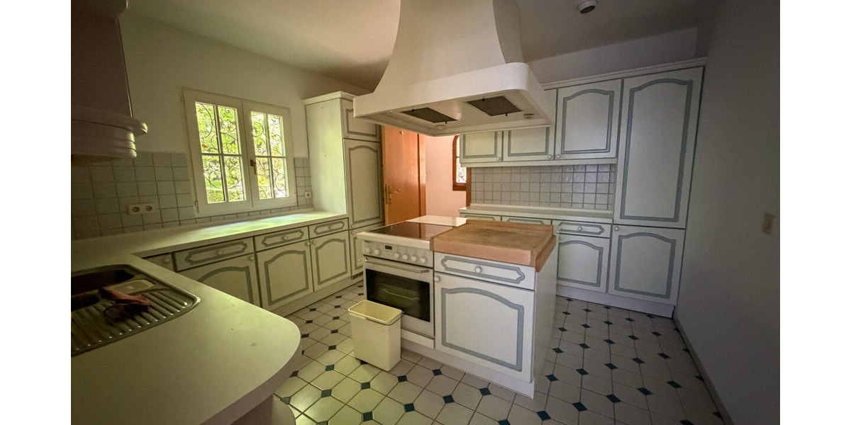 Stadt Villa mit riesigem Garten und Traum Aussicht - Zweifamilienhaus Bad Wildbad Wildbad | Angebot:27371116