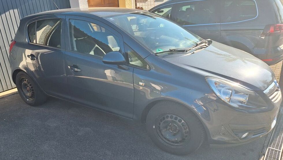 Opel Corsa 144.570 km 3.300 € Oberriexingen 71739