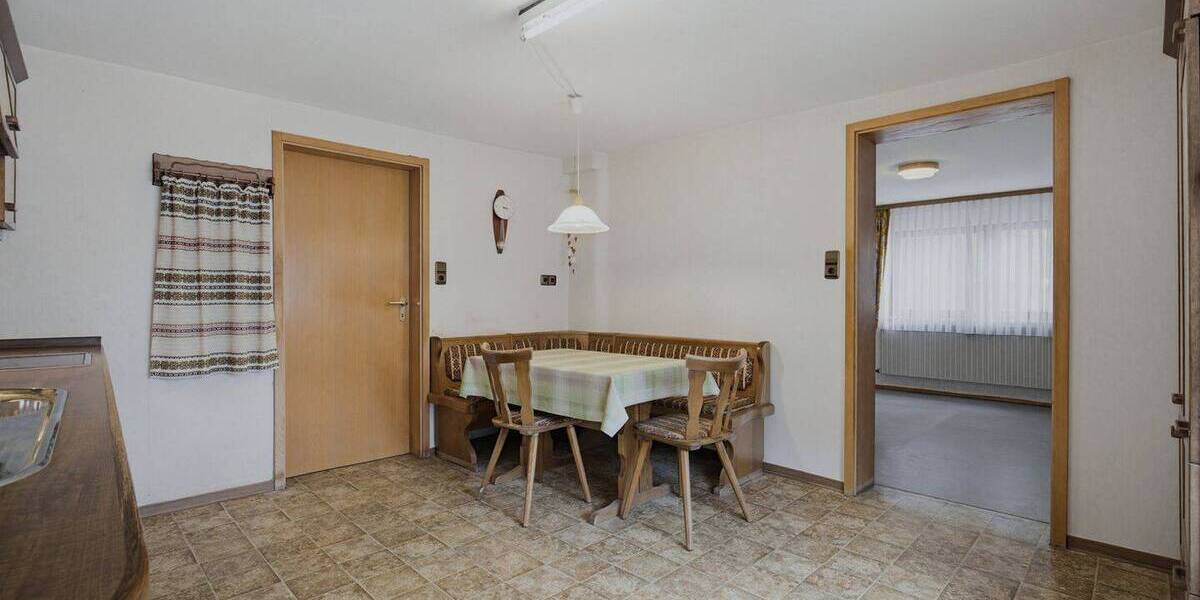 Einfamilienhaus Stutensee / Friedrichstal Friedrichstal - 7 Zimmer, 183 m&sup2;, 395.000&euro; | Angebot:26751376