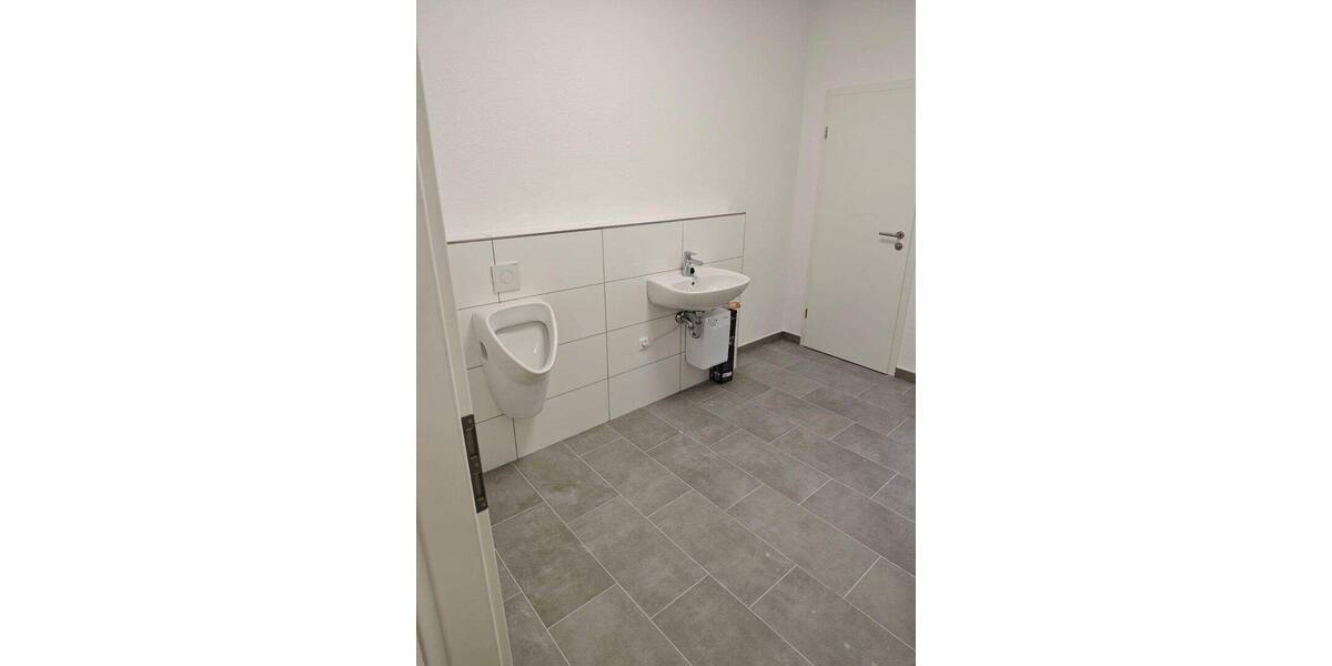 Gewerbeobjekt Karlsruhe Hagsfeld - 310&euro; | Angebot:26866288