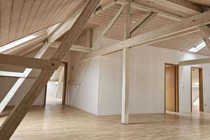 Wohnung Birkenfeld - 4 Zimmer, 137 m&sup2;, 1.100&euro; | Angebot:27486695