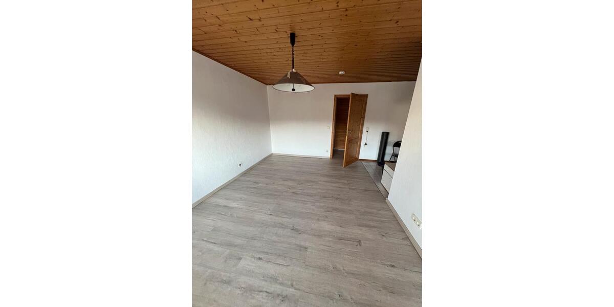Etagenwohnung Pforzheim Nordstadt - 2 Zimmer, 59 m&sup2;, 650&euro; | Angebot:25719331