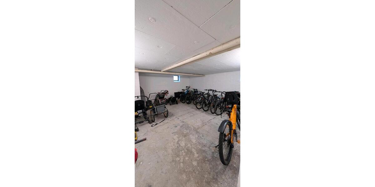 Hochparterre Leonberg - 3 Zimmer, 73 m&sup2;, 300.000&euro; | Angebot:26287981