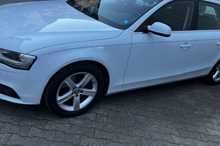 Audi A4 278.500 km 9.150 &euro; Karlsruhe 76131